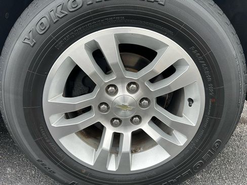 Used 2020 Chevrolet Tahoe LT image 40