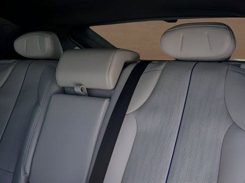 New 2026 Cadillac Lyriq Luxury w/ LPO, Floor Liner Package AWD/4WD image 21