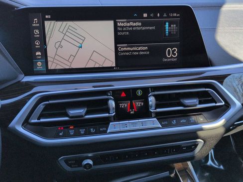 Certified 2023 BMW X5 xDrive45e w/ Executive Package image 28