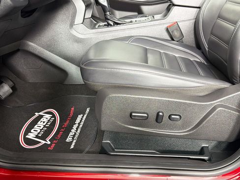 Used 2019 Ford Escape SEL AWD/4WD image 20