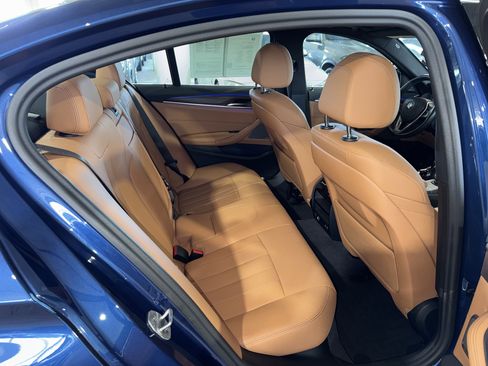 Certified 2023 BMW 530i w/ Premium Package image 12