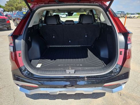Used 2025 Kia Sportage SX image 15