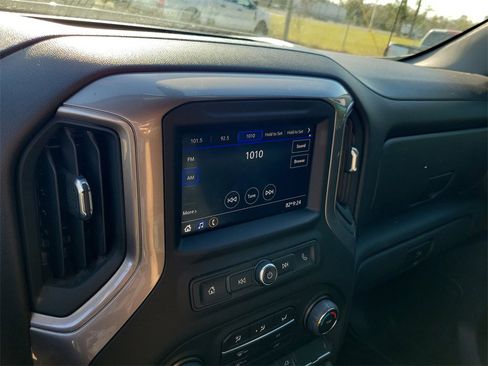 Used 2022 Chevrolet Silverado 1500 W/T w/ WT Value Package image 18