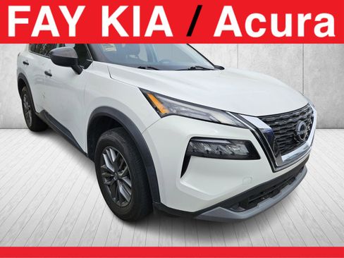Used 2022 Nissan Rogue S FWD image 1