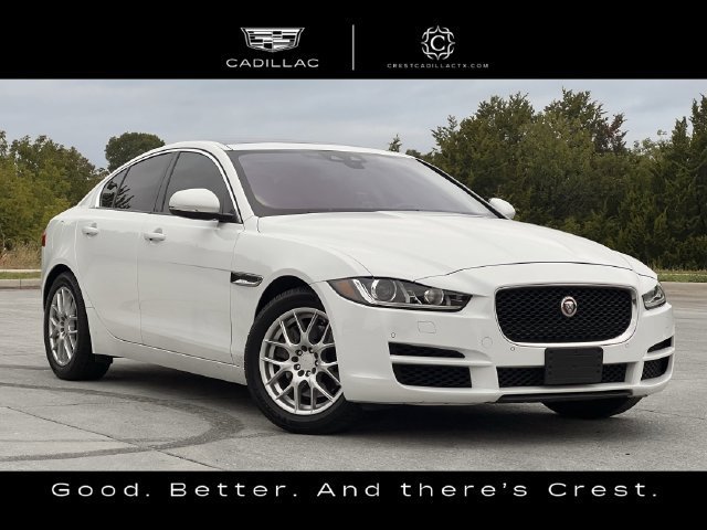 Used 2018 Jaguar XE Premium AWD/4WD image 2