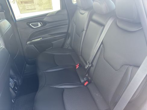 New 2026 Jeep Compass Latitude AWD/4WD image 23