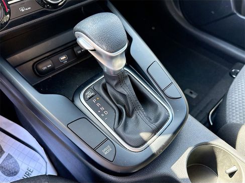 Used 2020 Kia Soul LX image 16