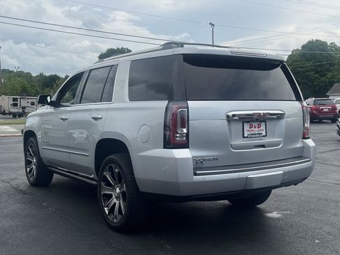 Used 2018 GMC Yukon Denali AWD/4WD image 3