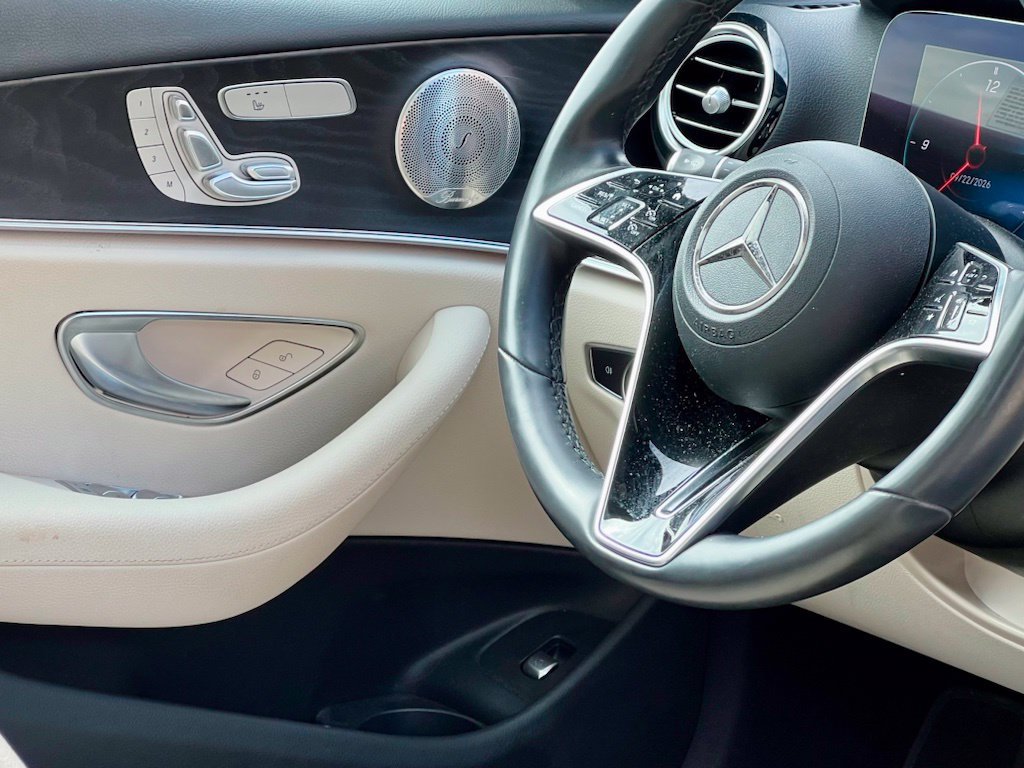 Used 2023 Mercedes-Benz E 350 4MATIC Sedan image 8
