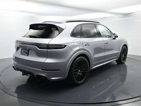 Certified 2021 Porsche Cayenne GTS AWD/4WD image 14