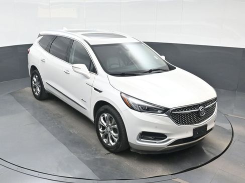 Used 2019 Buick Enclave Avenir w/ Avenir Technology Package AWD/4WD image 24