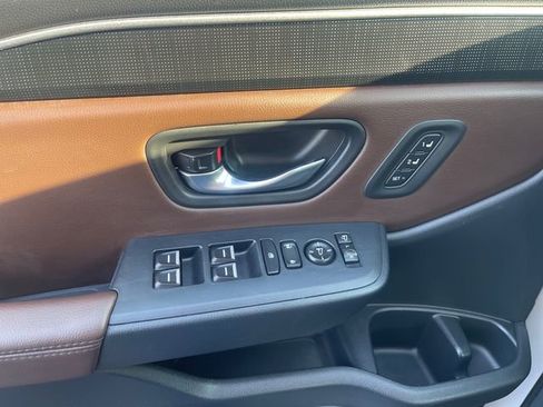 Certified 2024 Honda Pilot Elite image 17