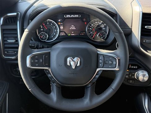 Used 2025 RAM 1500 Laramie image 15