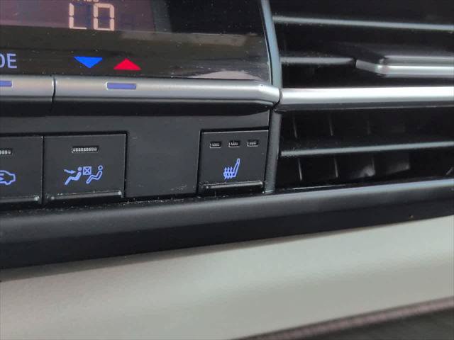 Certified 2021 Toyota Sienna XLE FWD image 23