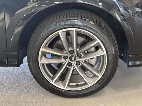 Used 2024 Audi Q3 2.0T Premium image 9