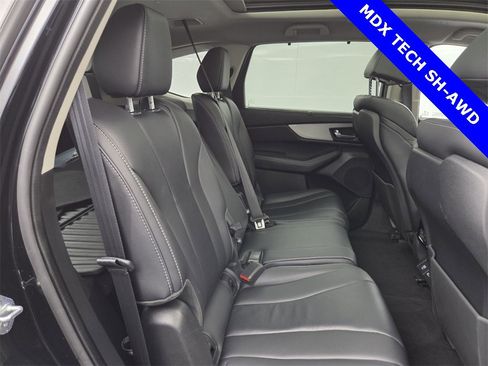 Used 2024 Acura MDX SH-AWD w/ Technology Package image 28