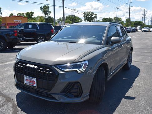 Used 2025 Audi Q3 2.0T Premium w/ Convenience Package AWD/4WD image 3