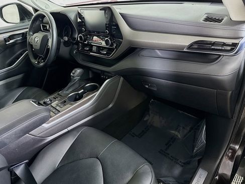 Certified 2020 Toyota Highlander Limited image 35