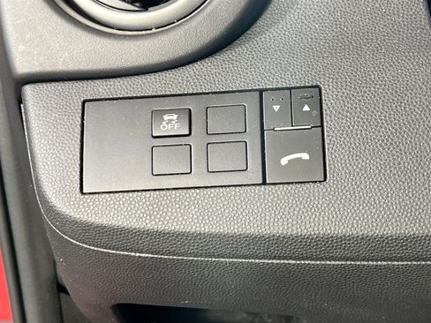Used 2014 MAZDA MAZDA2 Sport FWD image 10