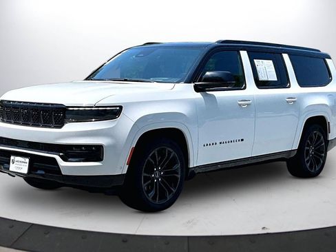 Certified 2024 Jeep Grand Wagoneer L Series II w/ Quick Order Packagew 28T AWD/4WD image 4