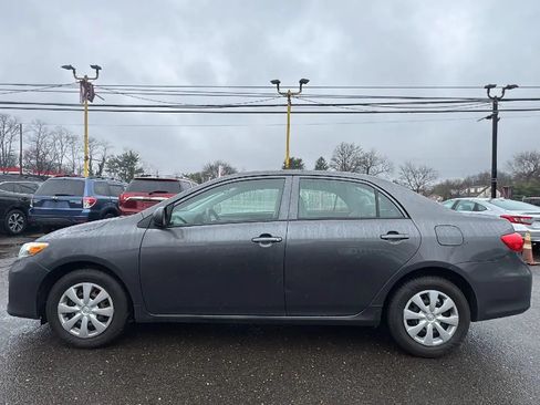 Used 2013 Toyota Corolla L FWD image 8