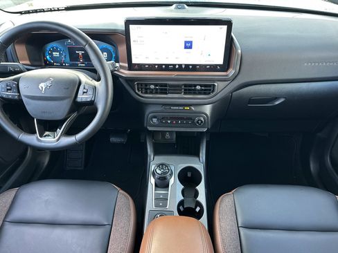 Used 2025 Ford Bronco Sport Outer Banks w/ Outer Banks Tech Package+ image 12