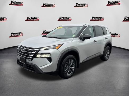 Certified 2025 Nissan Rogue S image 1