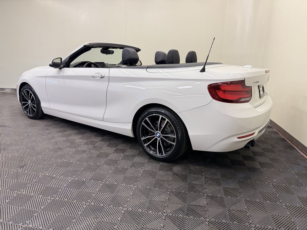 Used 2020 BMW 230i xDrive Convertible w/ Convenience Package AWD/4WD image 3