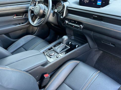 Certified 2025 MAZDA CX-50 AWD 2.5 Hybrid w/ Premium Pkg image 16