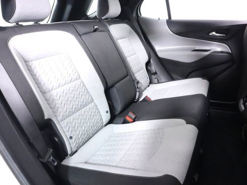 Used 2022 Chevrolet Equinox LS w/ Driver Confidence II Package AWD/4WD image 37