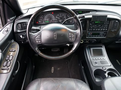Used 2002 Lincoln Blackwood image 21
