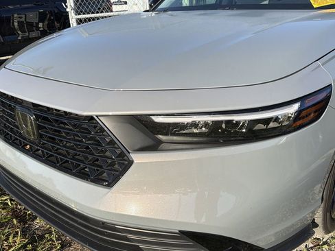 Used 2025 Honda Accord SE image 4
