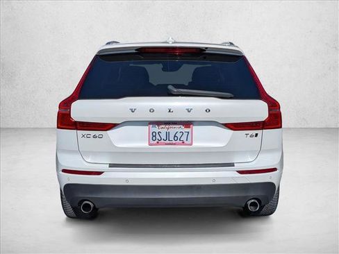Used 2019 Volvo XC60 T6 Momentum w/ Multimedia Package AWD/4WD image 7