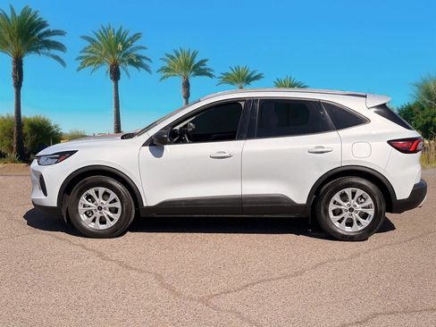 Certified 2025 Ford Escape Active FWD image 2