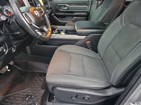 Used 2019 RAM 1500 Big Horn AWD/4WD image 28