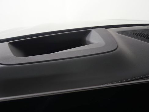 Certified 2024 BMW X7 xDrive40i w/ Executive Package image 23