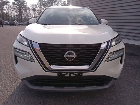 Used 2023 Nissan Rogue SV image 8