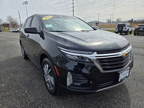 Used 2022 Chevrolet Equinox LT FWD image 1