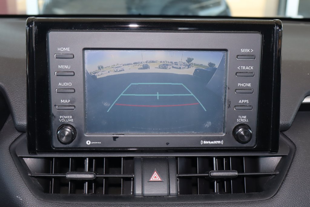 Used 2020 Toyota RAV4 XLE FWD image 25