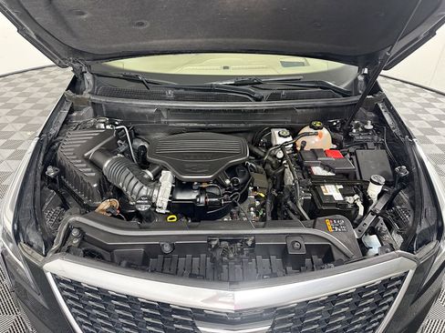 Used 2020 Cadillac XT5 Premium Luxury w/ Platinum Package AWD/4WD image 32