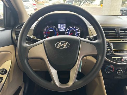 Used 2017 Hyundai Accent SE image 10