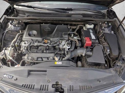 Used 2019 Toyota Camry SE w/ Convenience Package FWD image 20