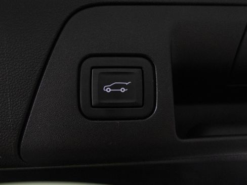 Used 2021 Buick Envision Essence image 38