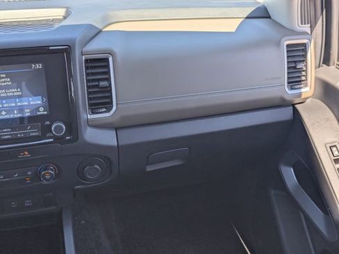 Used 2023 Nissan Frontier SV w/ Tow Package image 17