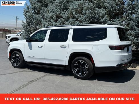 Used 2025 Jeep Wagoneer L Series III image 5