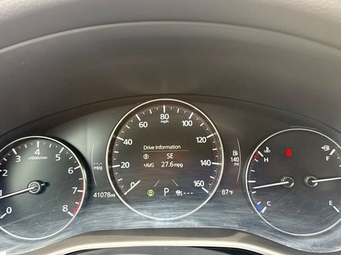 Used 2024 MAZDA MAZDA3 s FWD image 10