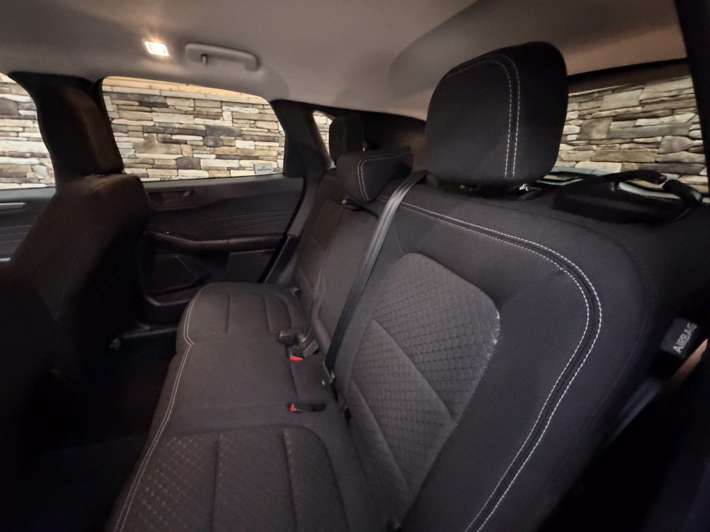 Used 2023 Ford Escape Active AWD/4WD image 29