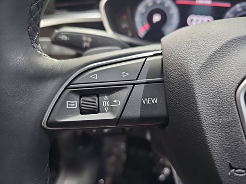 Used 2024 Audi Q3 2.0T Premium Plus image 18