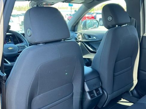 Used 2026 Chevrolet Equinox LT image 34