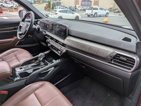 Used 2023 Kia Telluride EX image 28